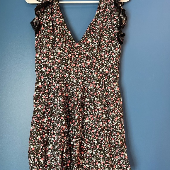 Trixxi Pants - Trixxi Multicolor Floral Romper Open Back Size Small